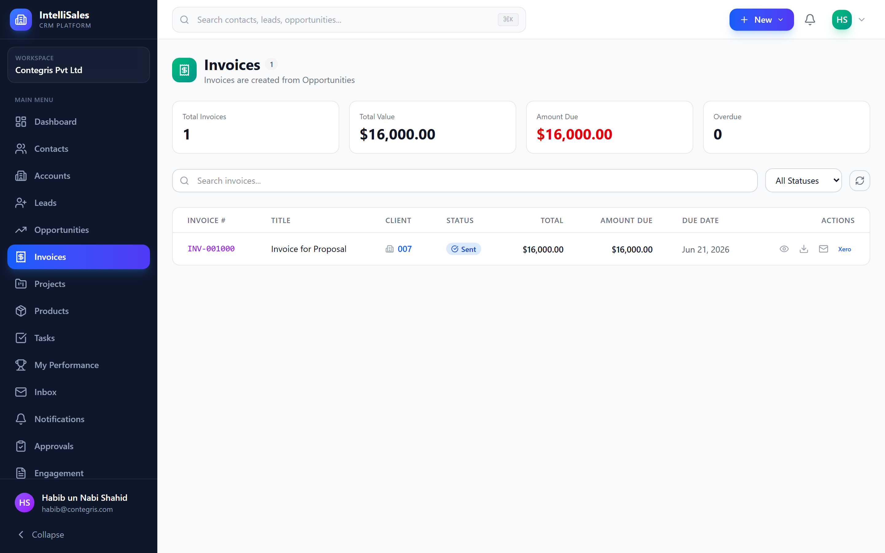 Screenshot: Invoice list with status filters and search bar